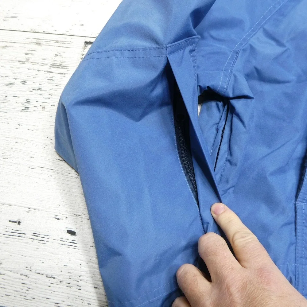 Columbia brand sportswear